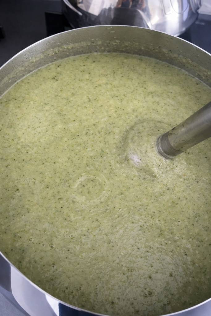 Brokoli Çorbası 4