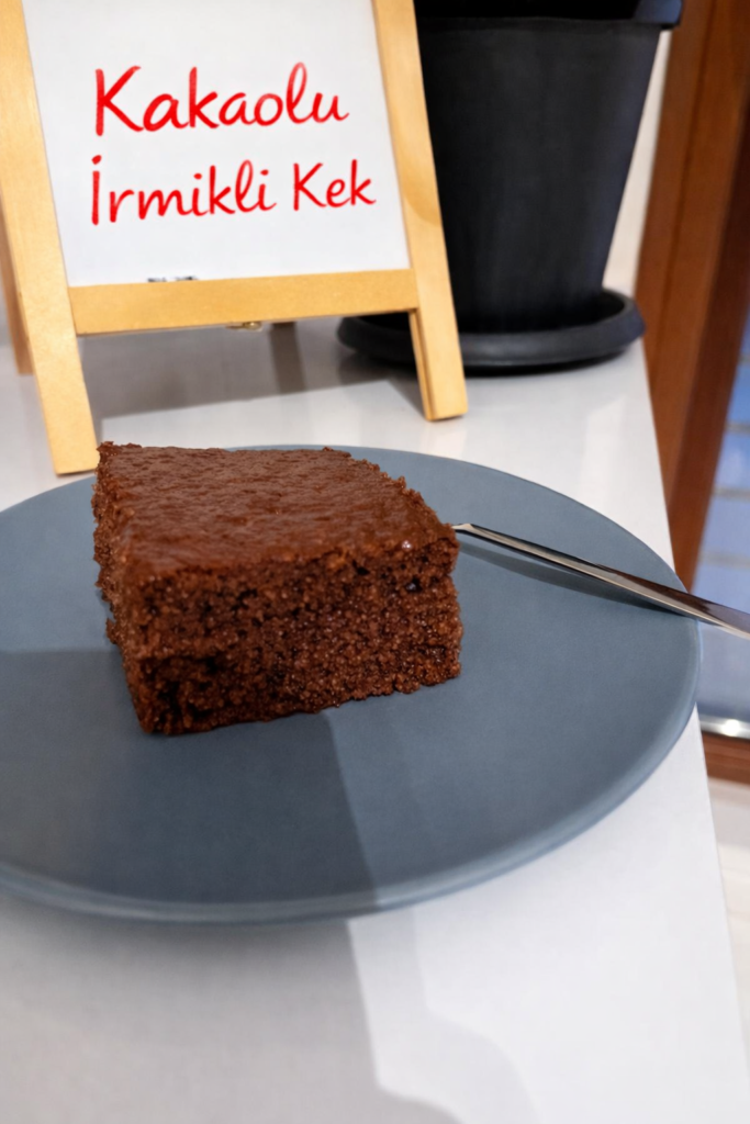 Kakaolu İrmikli Kek 3